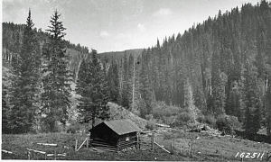 Beatty&#039;s Cabin in The Pecos